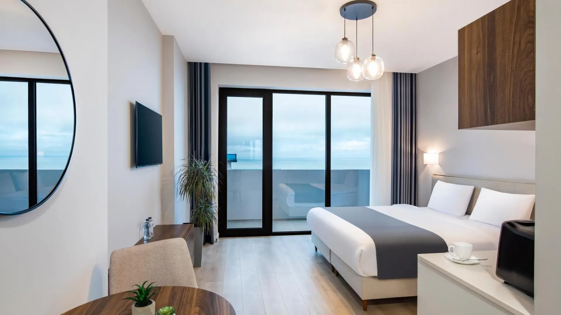 Steps Batumi Hotel & Suites